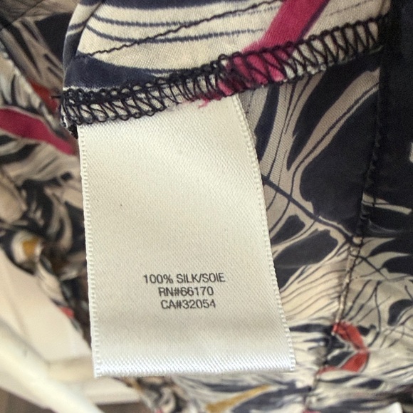 Eloise Silk Feather Print Robe - Picture 3 of 6